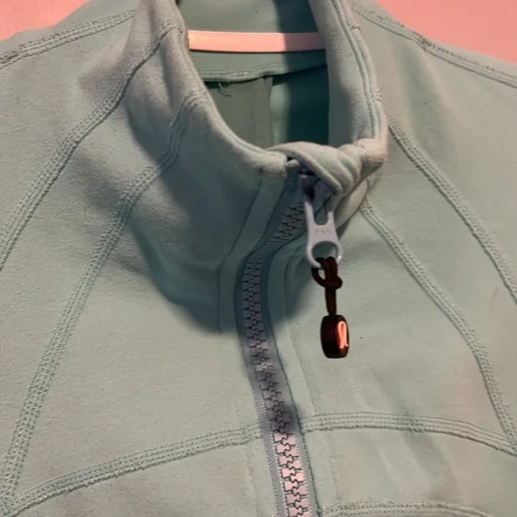 Lululemon Define - Picture 5 of 5